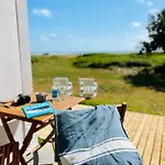Ile De Lumiere Hotel