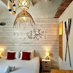 Ile De Lumiere Hotel 3*