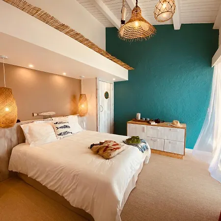 Ile De Lumiere Hotel 3*