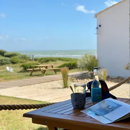 île De Lumière Hotel 3*