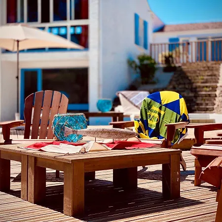 Ile De Lumiere Hotel
