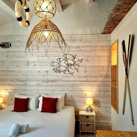 Ile De Lumiere Hotel 3*