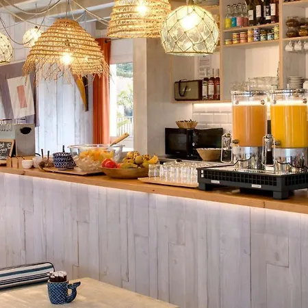 Ile De Lumiere Hotel 3*