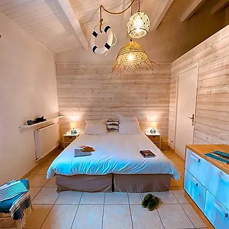Ile De Lumiere Hotel 3*