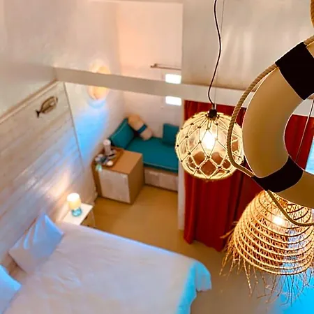 Ile De Lumiere Hotel