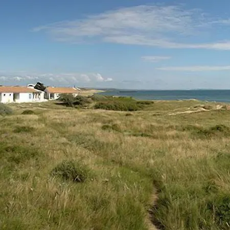 Ile De Lumiere Hotel 3*